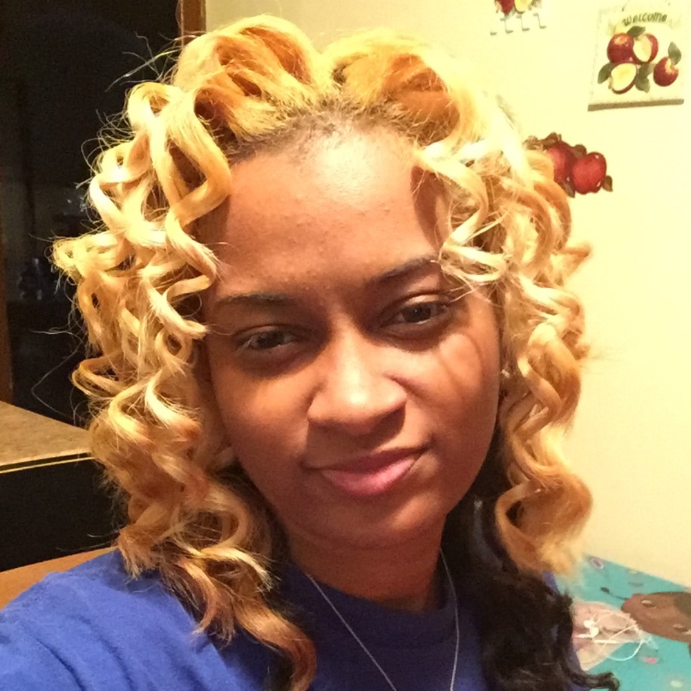 Meet your Posher, Loreal